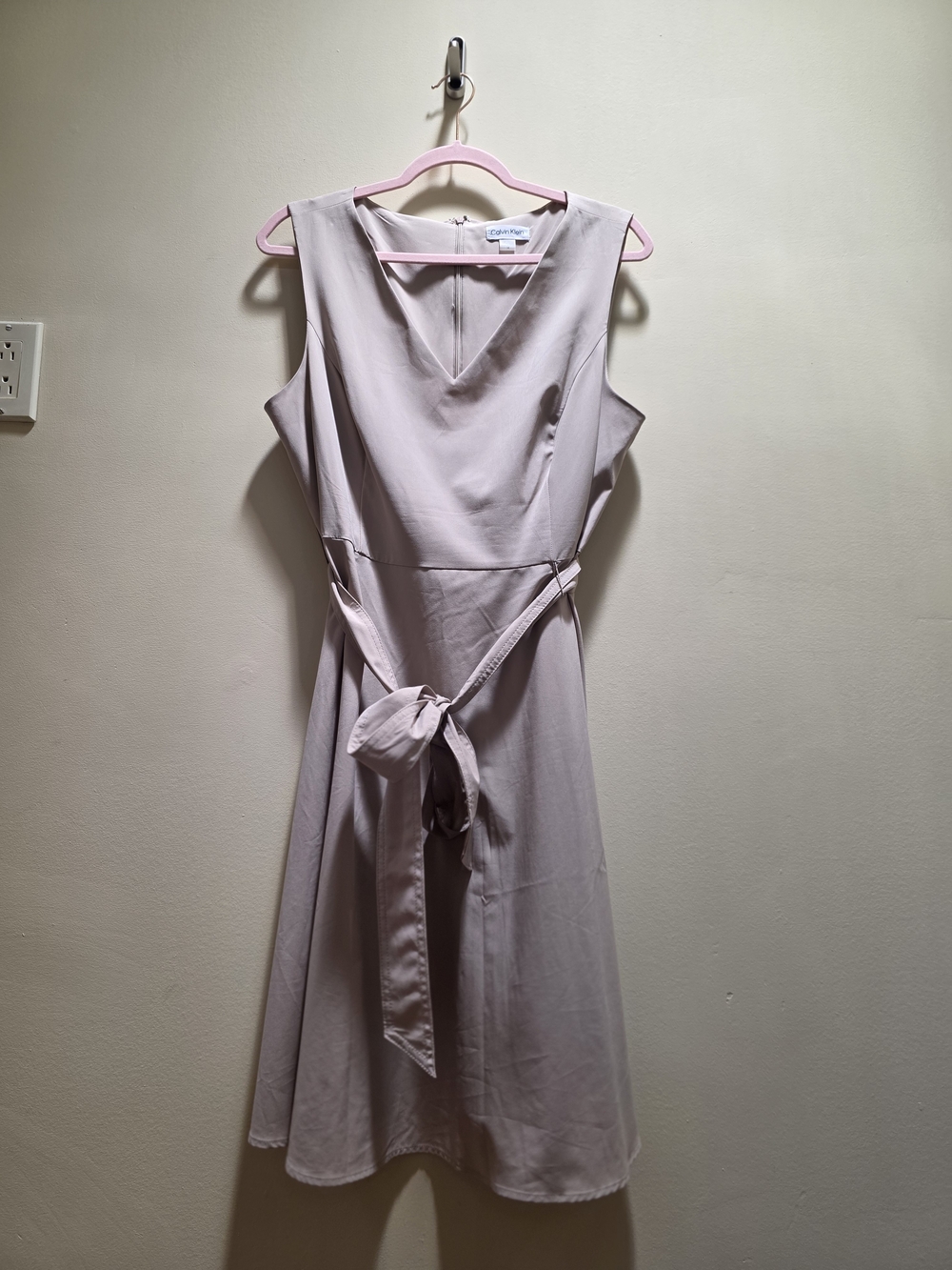 Calvin Klein Sleeveless V-Neck Mauve Midi Dress with Self-Tie Belt